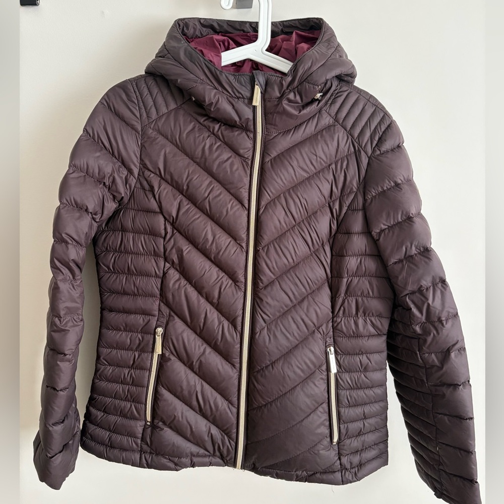 ⭐️ Host Pick | Michael Kors Women's Packable Puffer Jacket